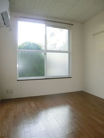 居室・リビング　別部屋参考写真