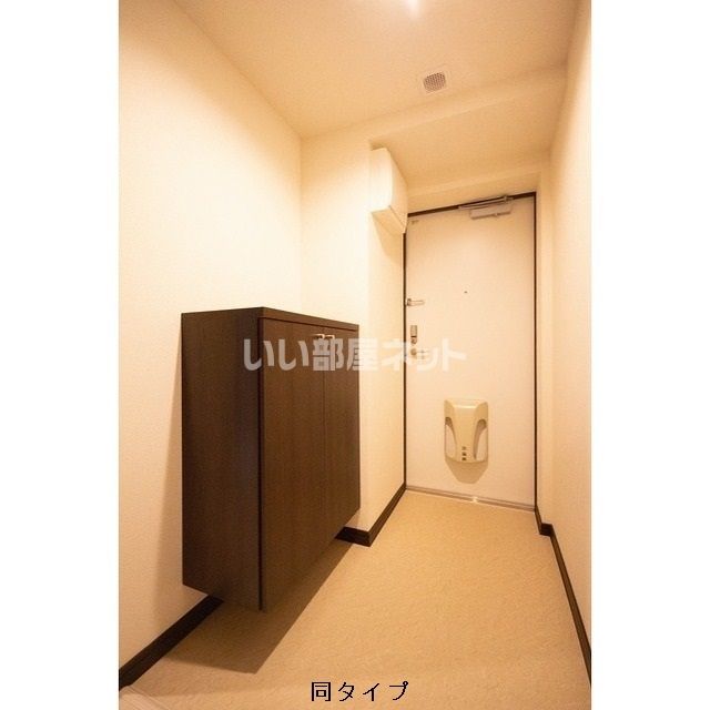 プレステージ坂本の玄関写真