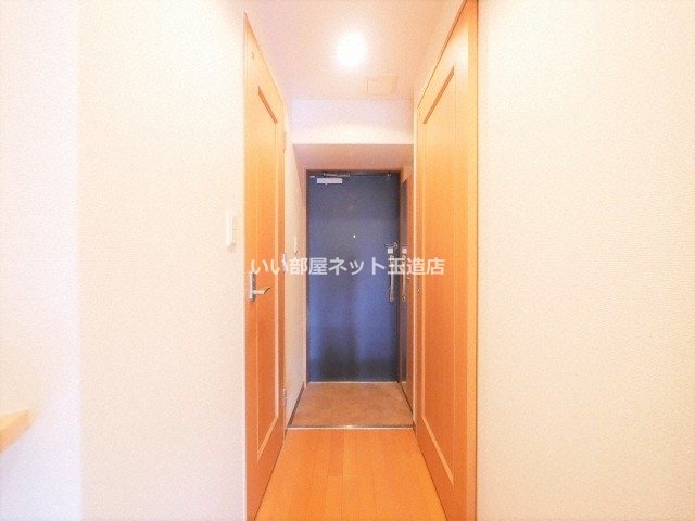 ブランクレール谷町の玄関写真