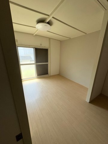 居室・リビング　フルリノベーション済のリビング