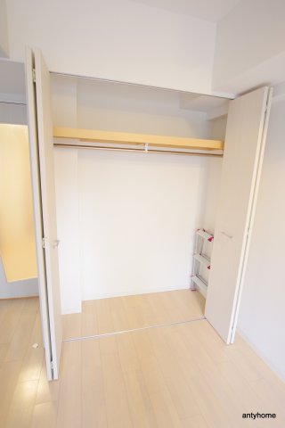 SERENiTE江坂四番館の内装写真