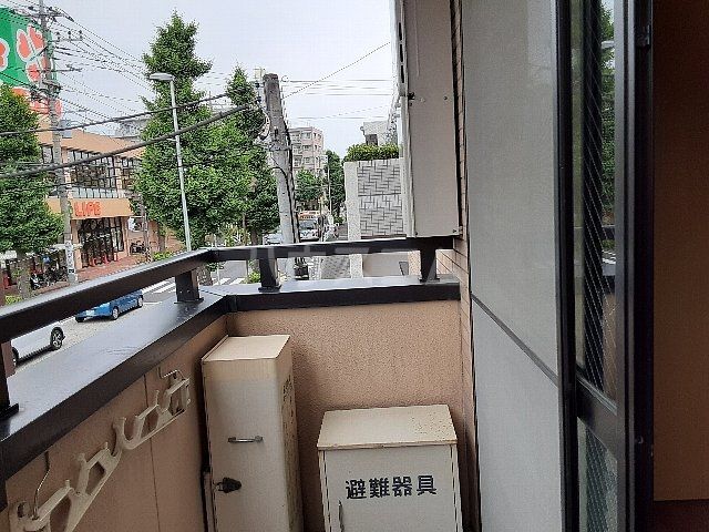 バルコニー