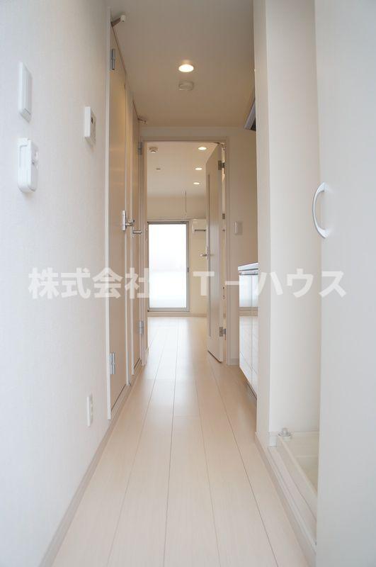 リブリ・RYJIIの玄関写真