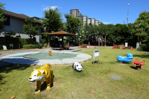 公園　吉倉公園（公園）まで748m