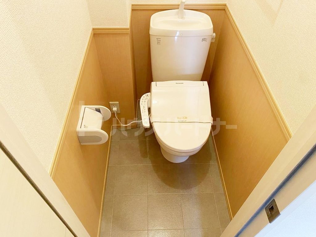 リビングタウン西大宮 IIIのトイレ写真