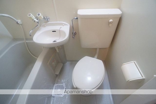 ＪＲ関西本線 王寺駅 徒歩12分 3階建 築34年のトイレ写真