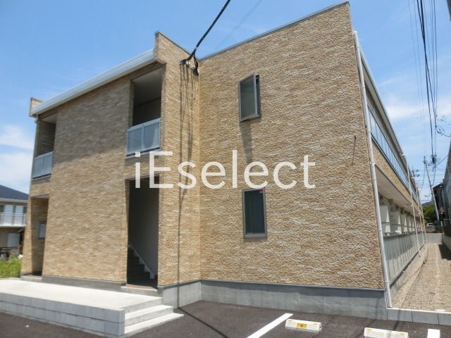 建物外観　幕張駅徒歩８分の立地です。