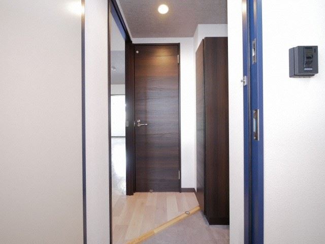 その他共有部分　玄関前
