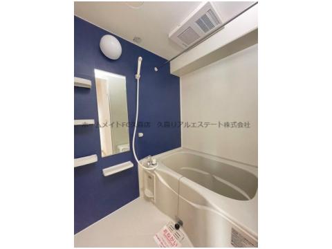 バス・シャワールーム　同建物別号室