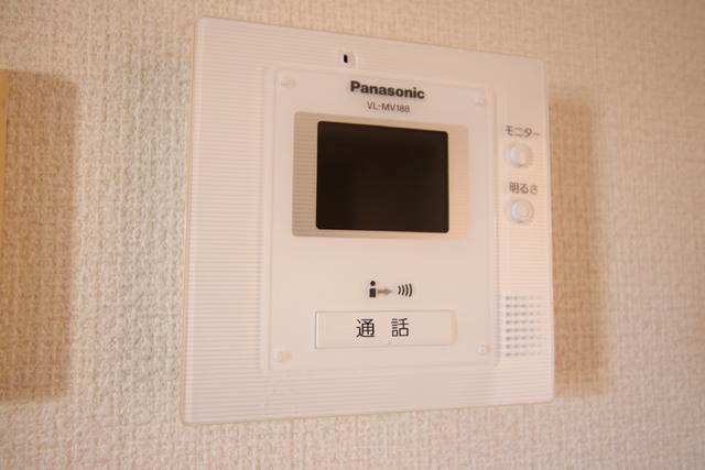 セキュリティ　〇来客時に便利なＴＶモニタ付きドアホン