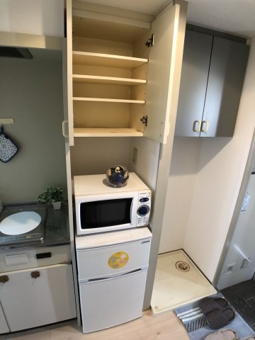 収納　家具・家電などは展示品です。