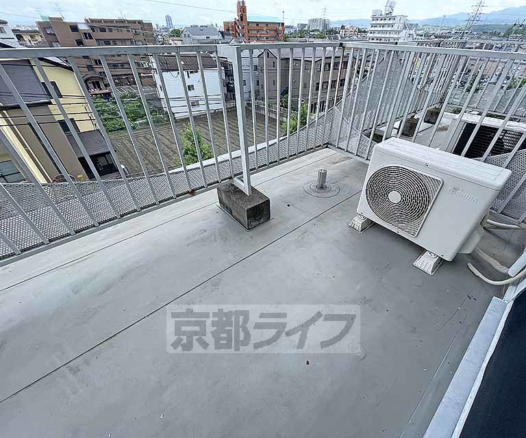 【京都市西京区下津林南大般若町のマンションのバルコニー】