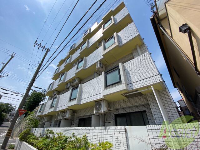 神戸市垂水区大町のマンションの建物外観
