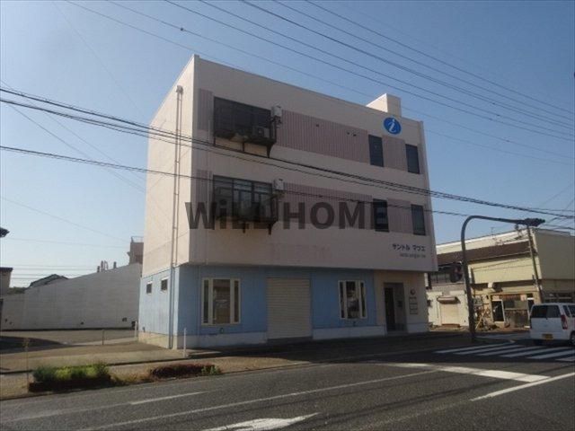 和歌山市松江北のマンションの建物外観