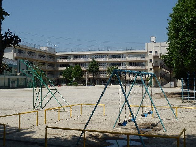 【パークフィールド志木の小学校】