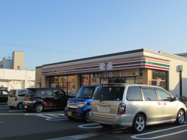 コンビニ　セブンイレブン新潟児池店（コンビニ）まで283m