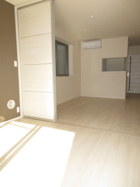 居室・リビング　★オールフローリング★