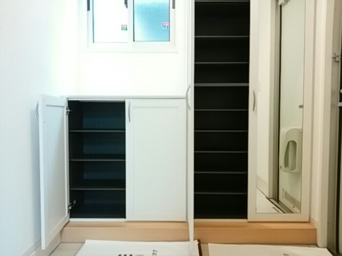 玄関　シューズボックス