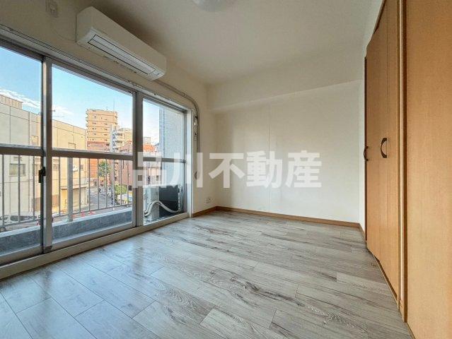 その他部屋・スペース　使い勝手のいい寝室です