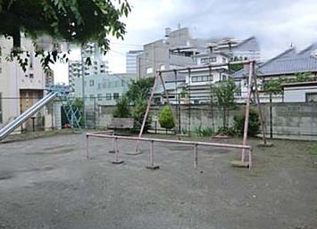 公園　むつみ児童遊園（公園）まで290m