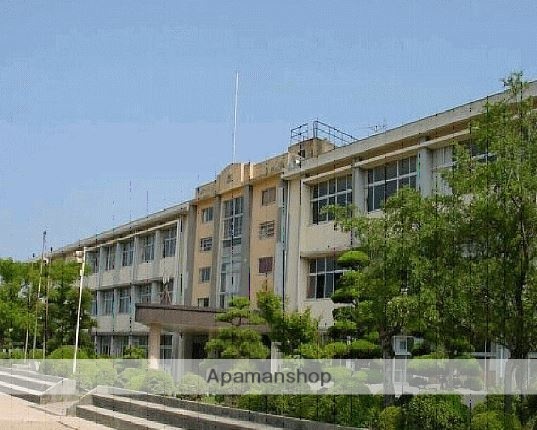 中学校　藤山中学校（中学校）まで1011m