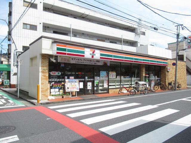 コンビニ　セブンイレブン（コンビニ）まで400m
