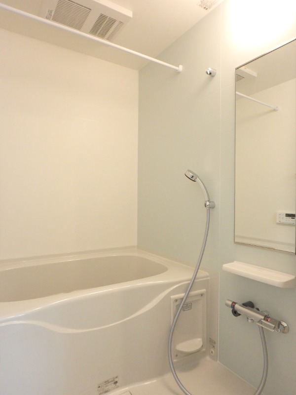 バス・シャワールーム　図面と現状に相違がある場合には現状を優先