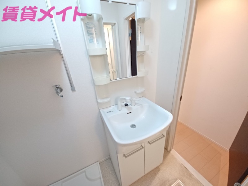 洗面設備　同物件別室写真