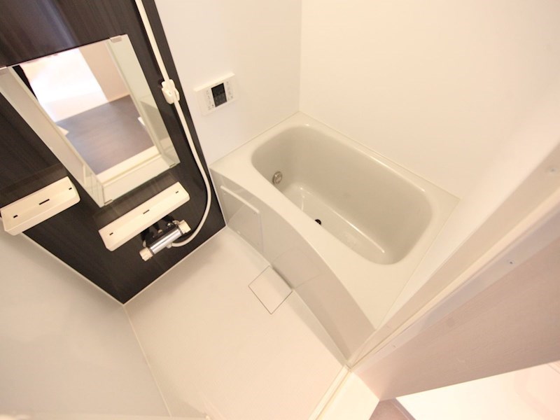 バス・シャワールーム　追い焚き　オートバス機能付バスルーム
