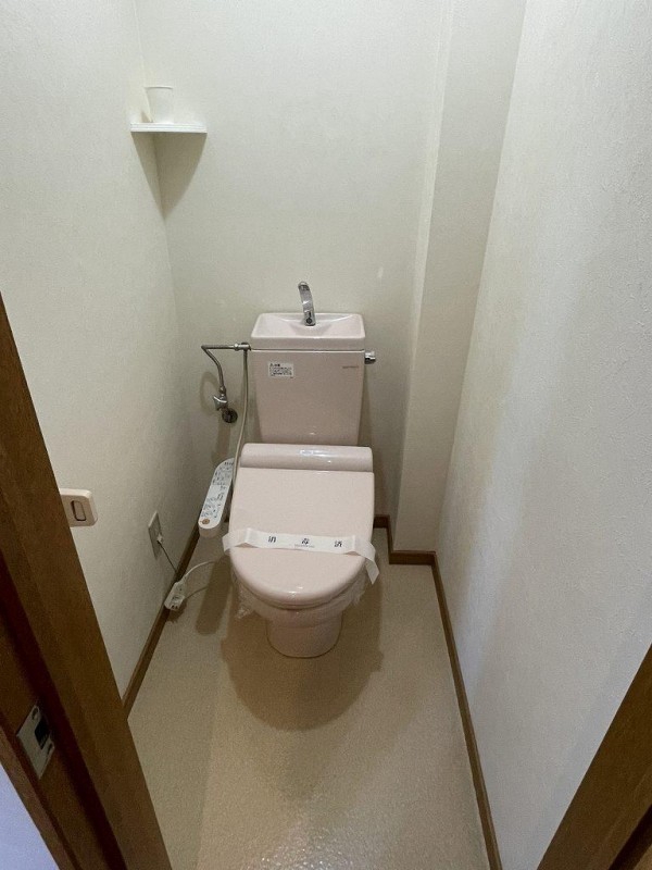 トイレ　トイレ