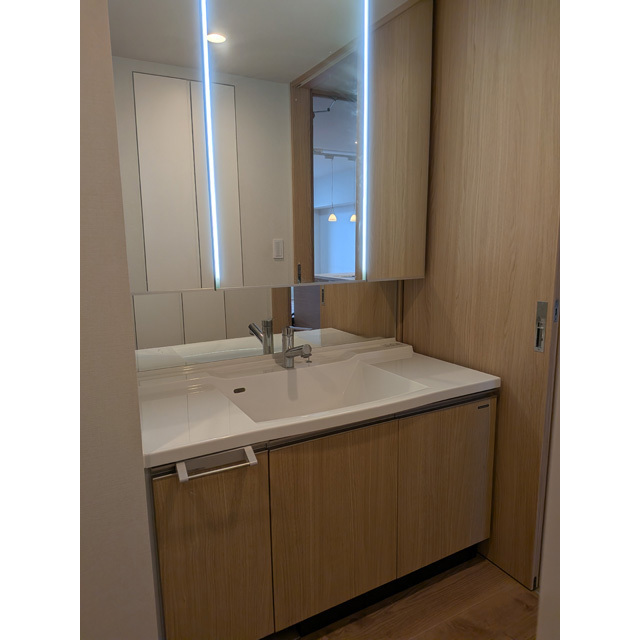 洗面設備　洗面所