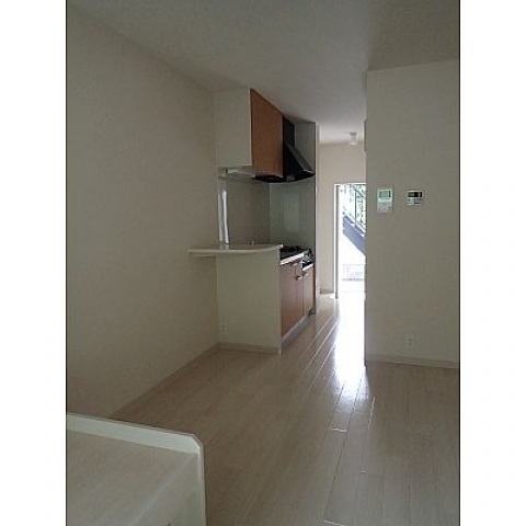 居室・リビング　別号室の写真です