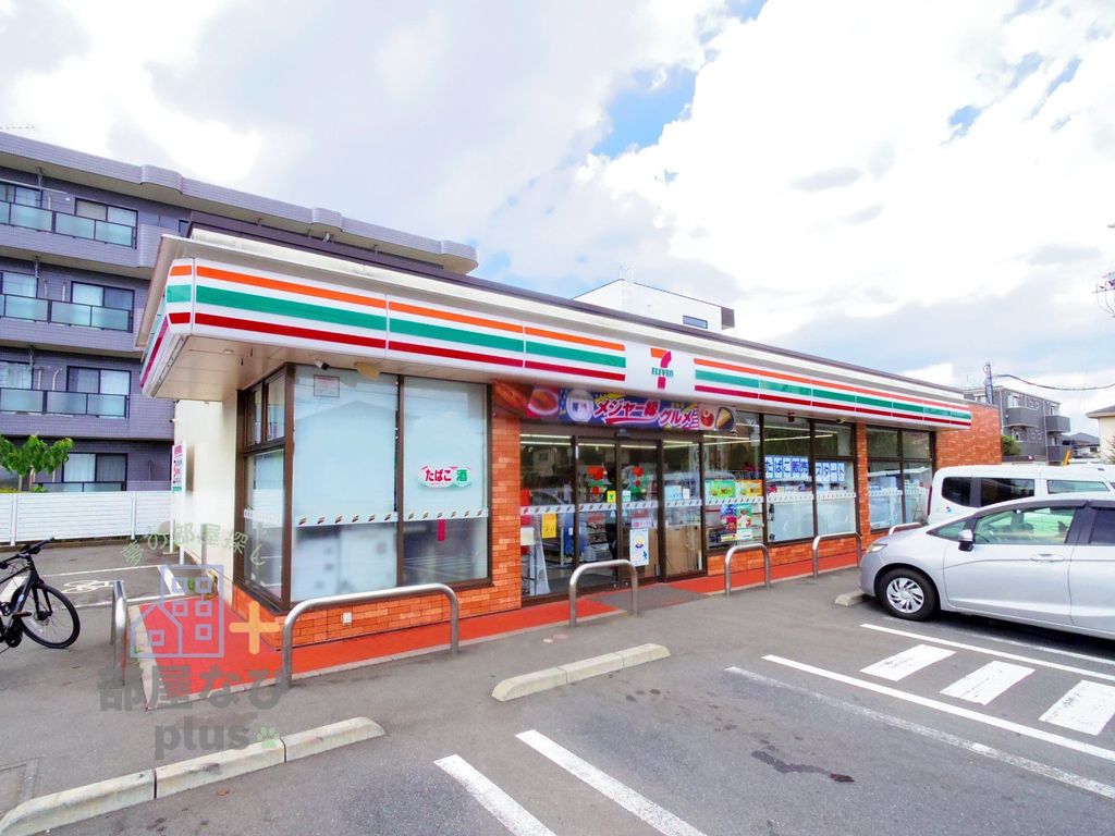 コンビニ　セブンイレブン東所沢3丁目店（コンビニ）まで800m