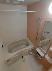 バス・シャワールーム　ゆったり過ごせるお風呂です