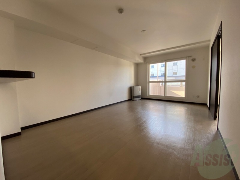 居室・リビング　広くてキレイなお部屋が広がっていて、充実した生活が送れそう。