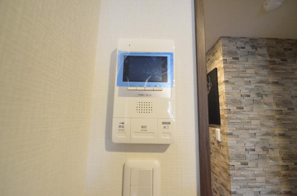 セキュリティ　カメラ付インターホン