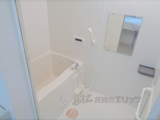 バス・シャワールーム　収納