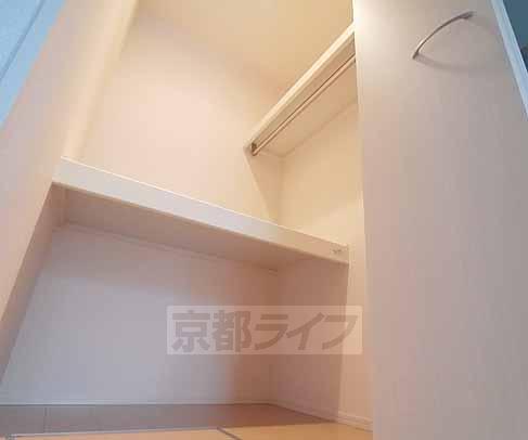 収納　たっぷり収納出来るウォークインクローゼット