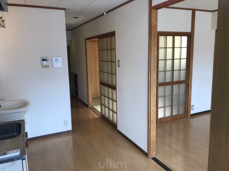 居室・リビング　別室の画像です、ご参考までに