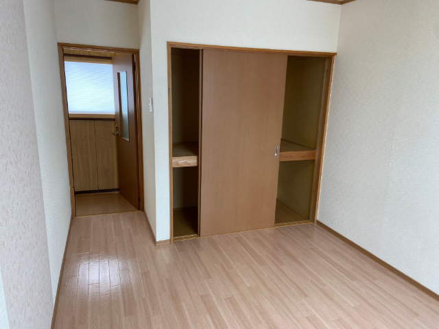 居室・リビング　写真は別室のもの