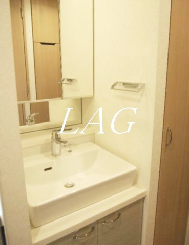 洗面設備　洗面台です。