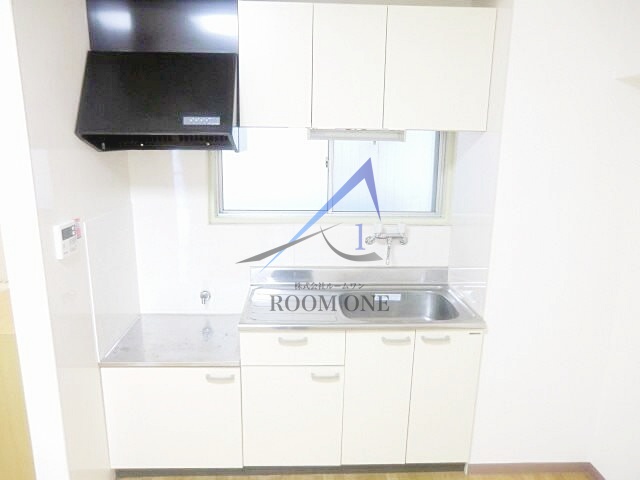 キッチン　キッチンです。