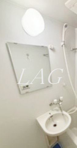 洗面設備　洗面台です。