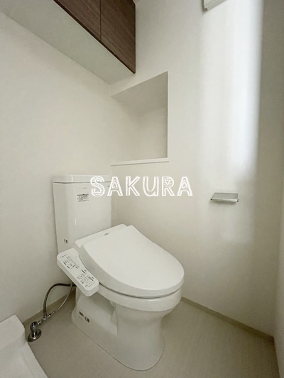 トイレ　嬉しい温水洗浄便座♪