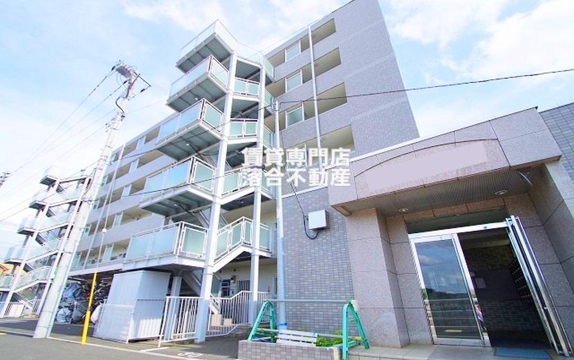 建物外観　しっかりとし建物