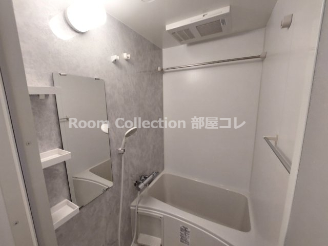 バス・シャワールーム　※同物件他部屋写真 反転、色違いの場合有 現況優先