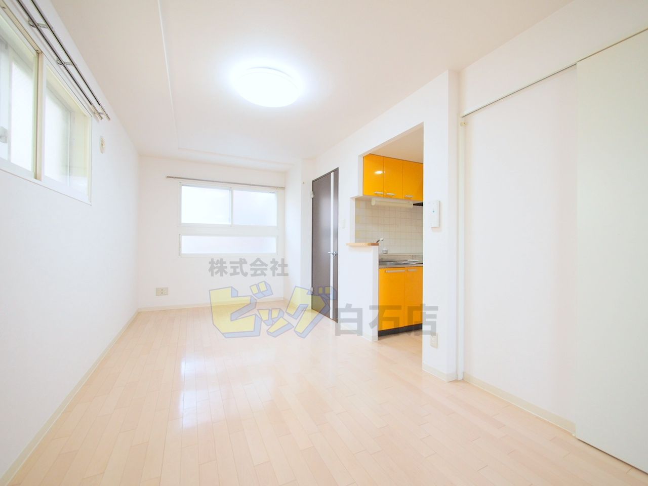 居室・リビング　広々リビングです♪