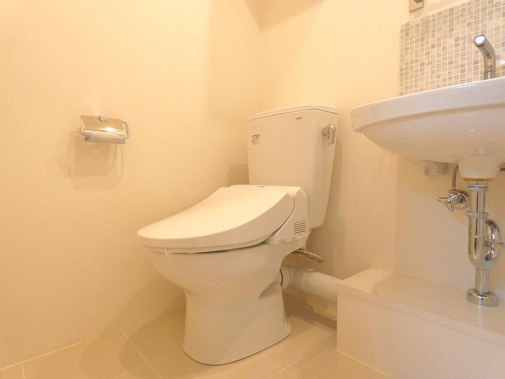 トイレ　トイレ