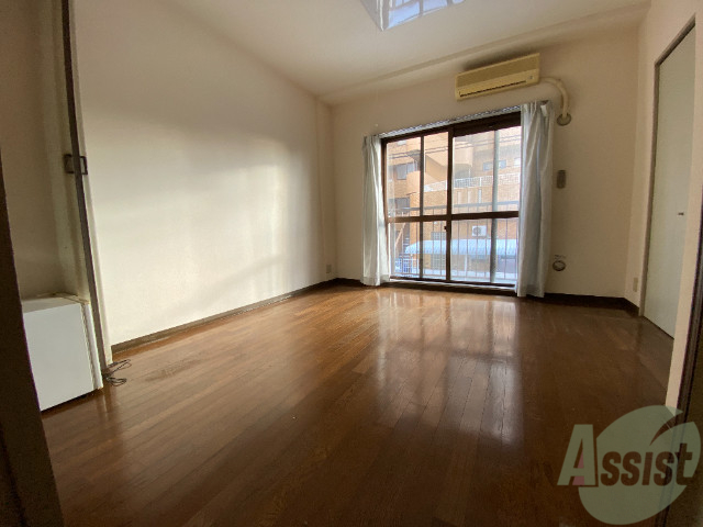 居室・リビング　７帖のリビングです。広々としていますね。