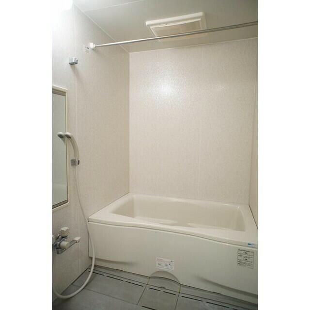 バス・シャワールーム　日々の暮らしに欠かせないお風呂です